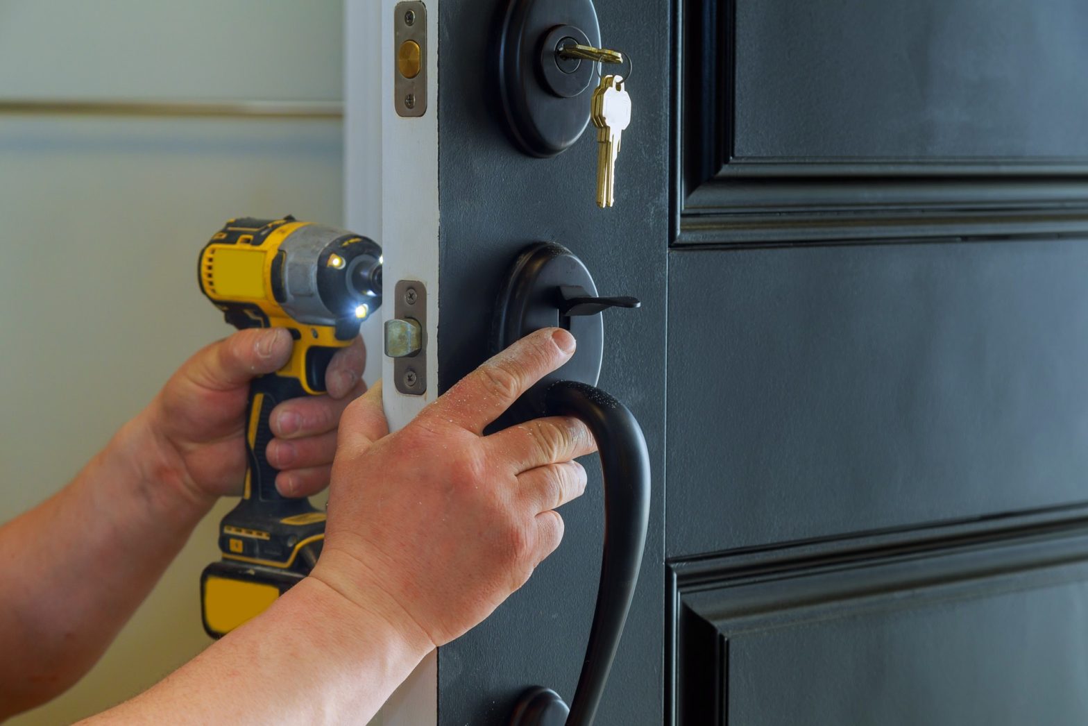 Professional Safe Repair Services Image